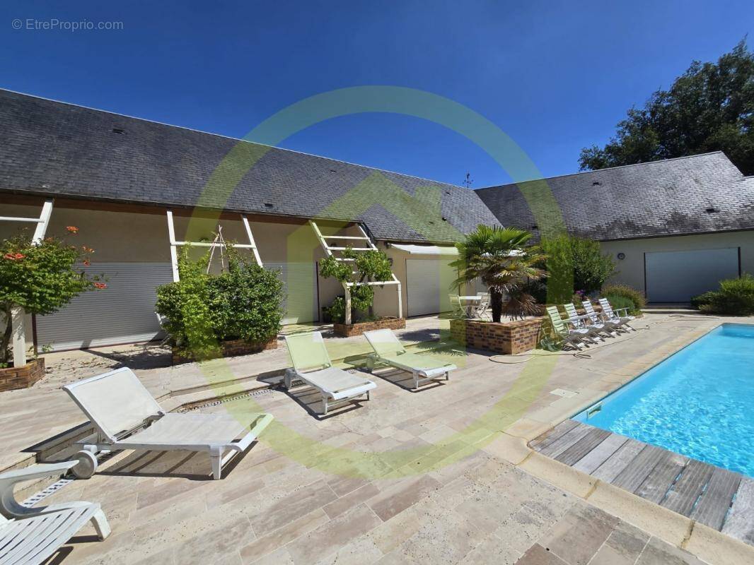 Maison à SAINT-DENIS-EN-VAL