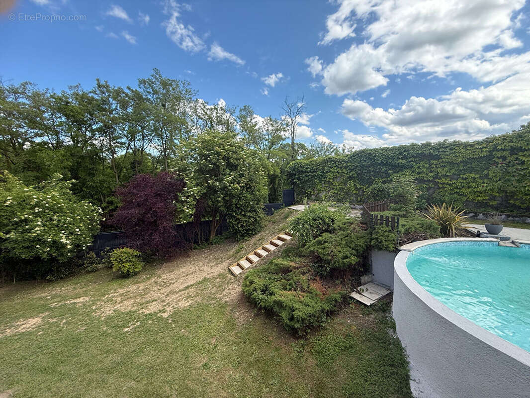 Maison à JARDIN