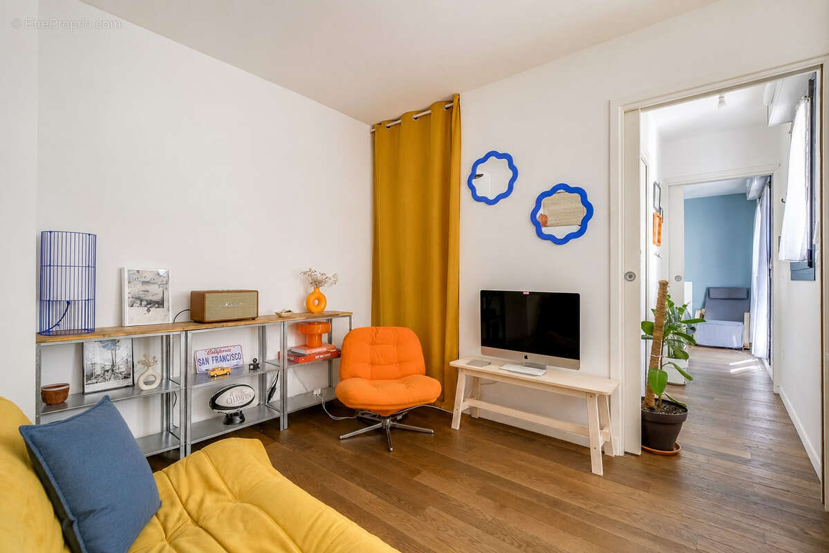 Appartement à PARIS-19E