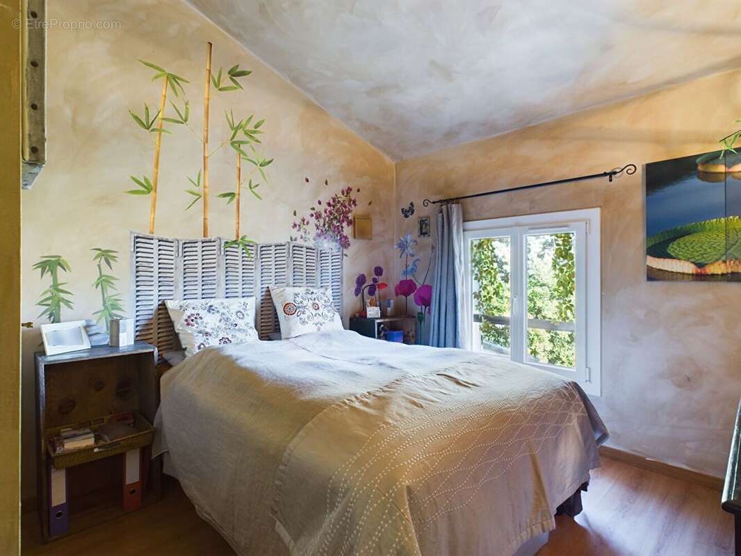 Maison à LES ANGLES