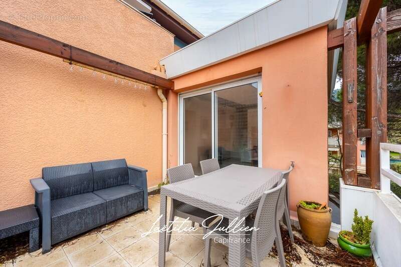 DEPT VAR - LE LAVANDOU Cavalière – Studio 26m² 4 couchages avec terrasse de 11m² plein Sud au calme, parking et plage à pied - photo 5