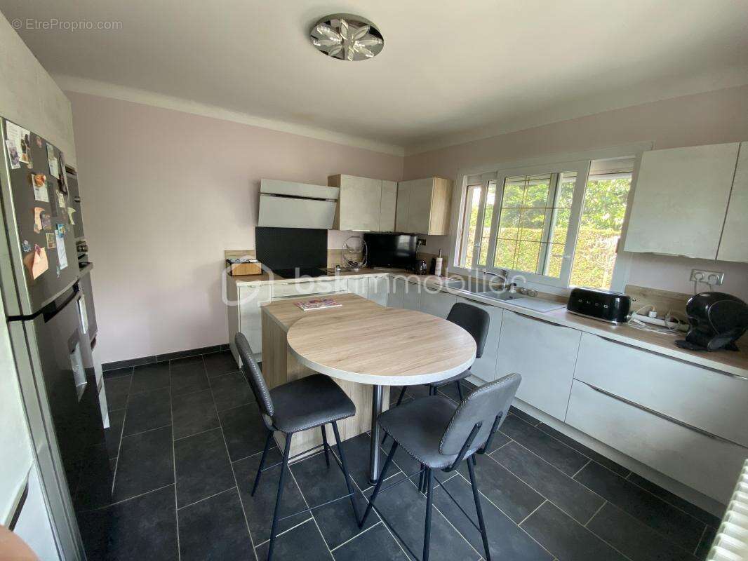 Maison 145 m² vivable de plain-pied avec 3 chambres - photo 5