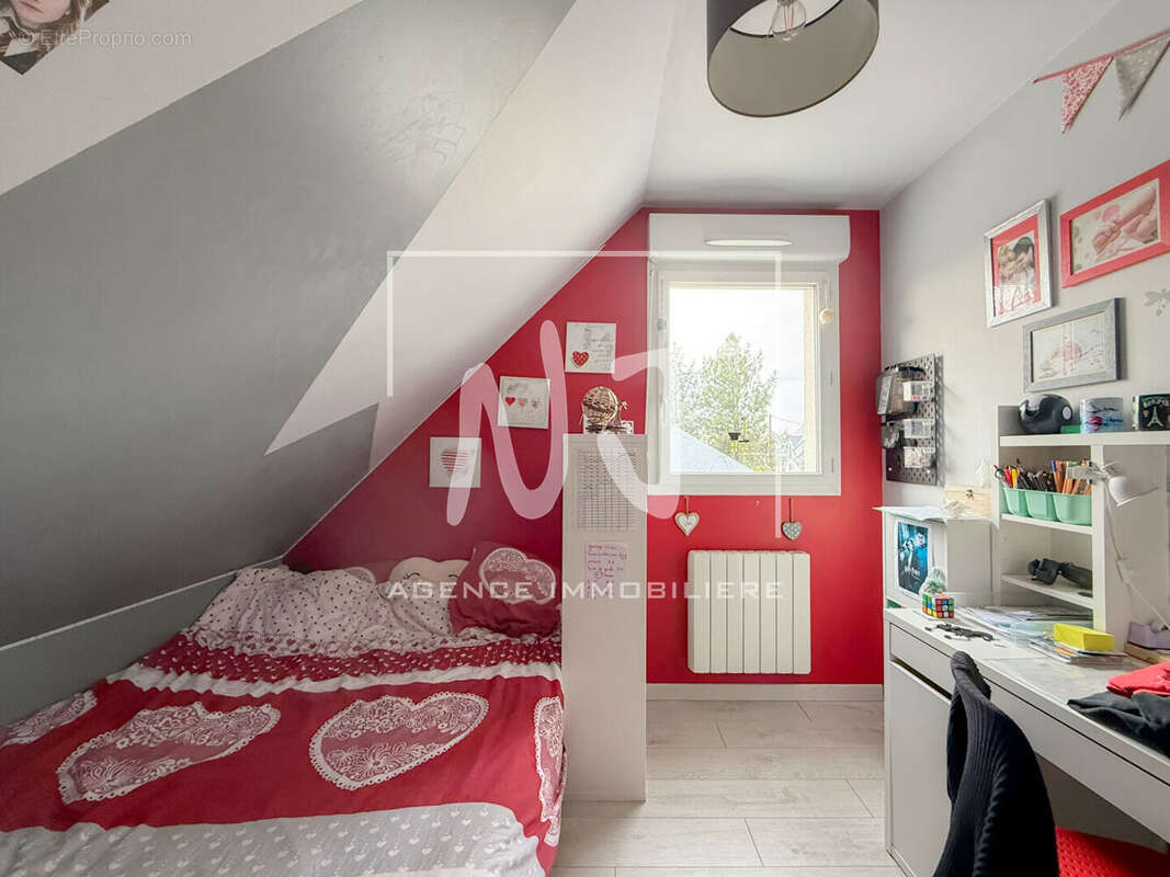 Maison à LES PONTS-DE-CE