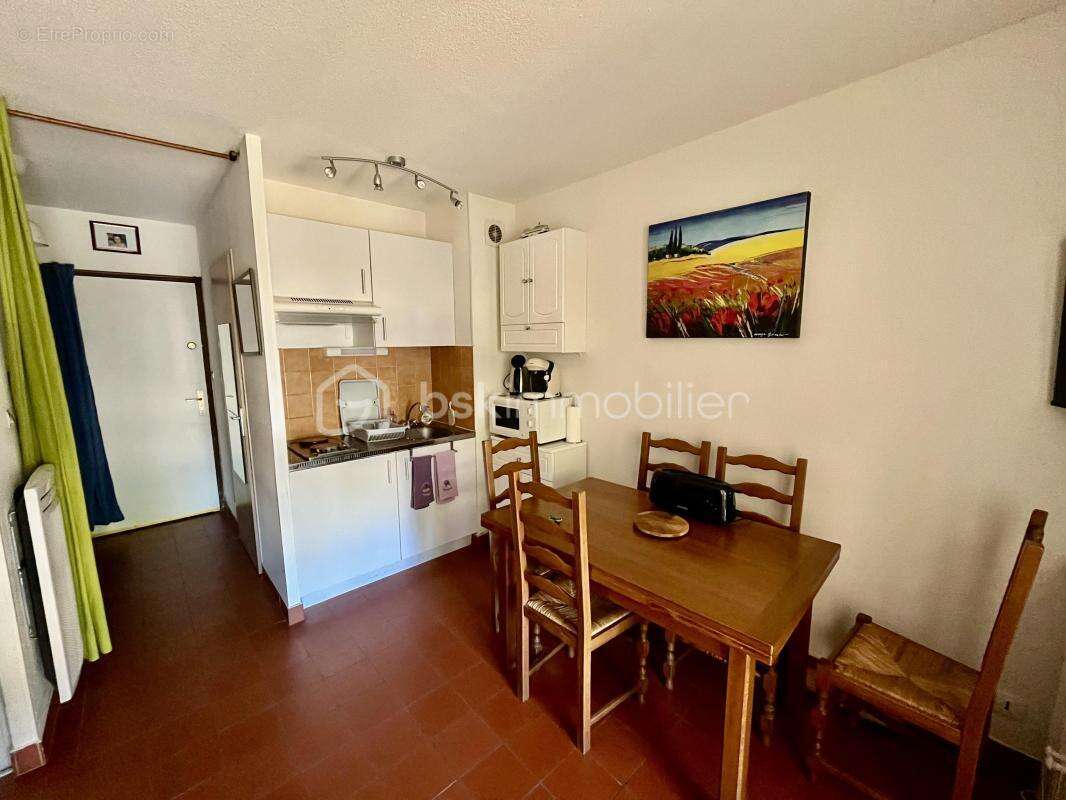 Appartement à LA LONDE-LES-MAURES