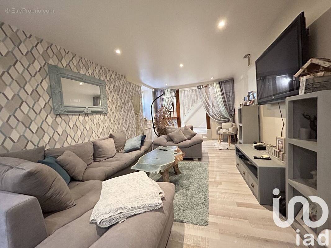 Photo 1 - Maison à MALESHERBES