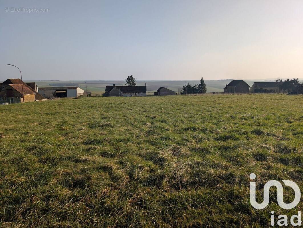 Photo 1 - Terrain à LIGNIERES