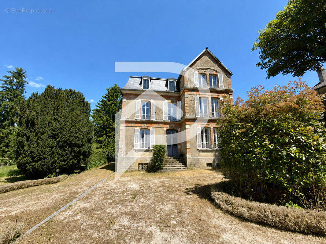 Maison à VAL-DE-MEUSE