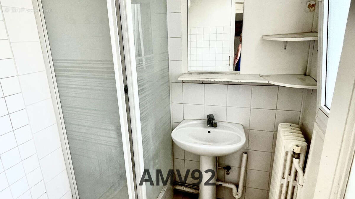 Appartement à LA GARENNE-COLOMBES