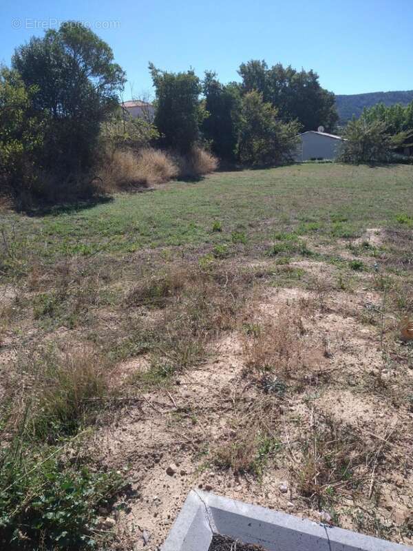 Terrain à AUBAGNE