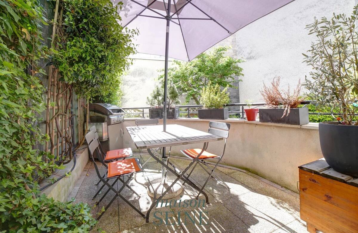 Appartement à LEVALLOIS-PERRET