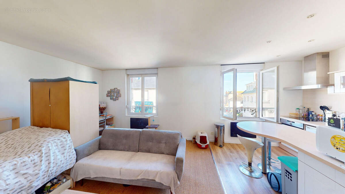 Appartement à OUISTREHAM