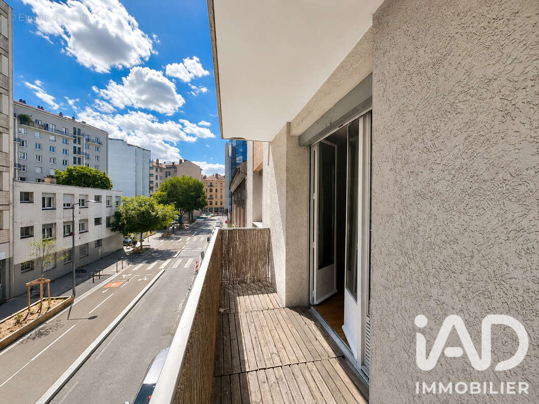Photo 3 - Appartement à VILLEURBANNE