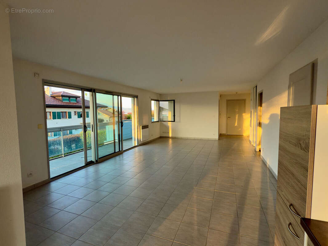 Appartement à MESSERY