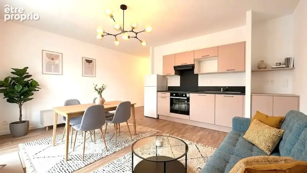 Dpt Finistère (29), à vendre QUIMPER appartement T2 dernier étage de 45 m² habitable - Terrasse - Box - Parking souterrain - photo 2