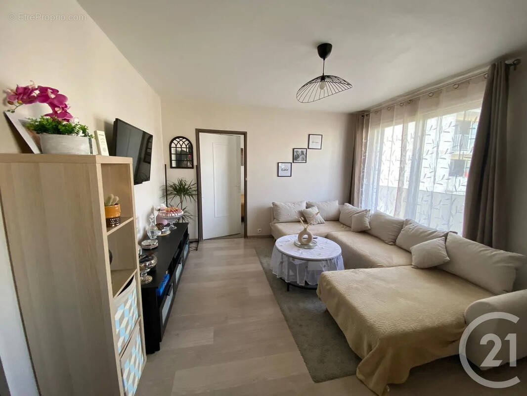 Appartement à MELUN