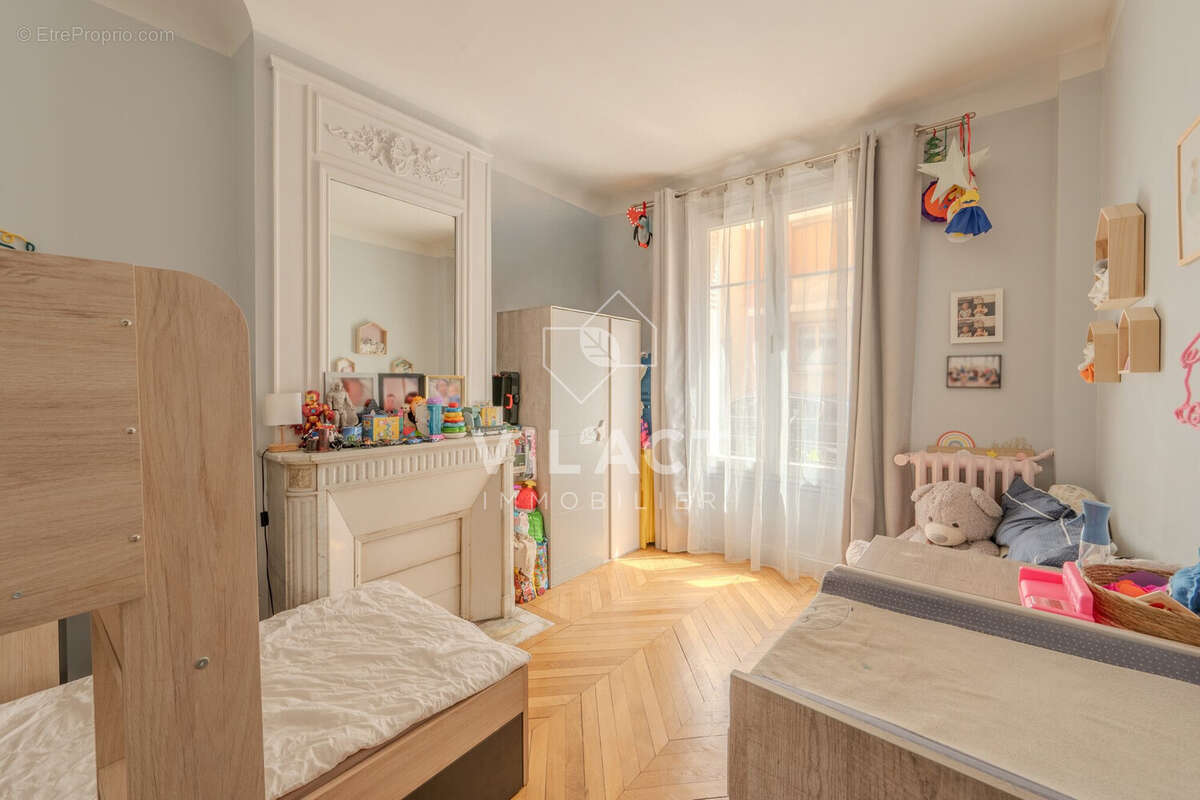 Appartement 67 m² à Paris-12e  - photo 7