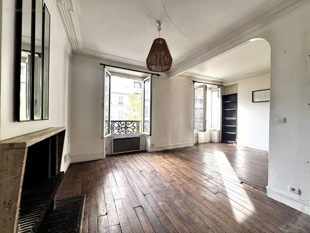 Appartement à PARIS-18E