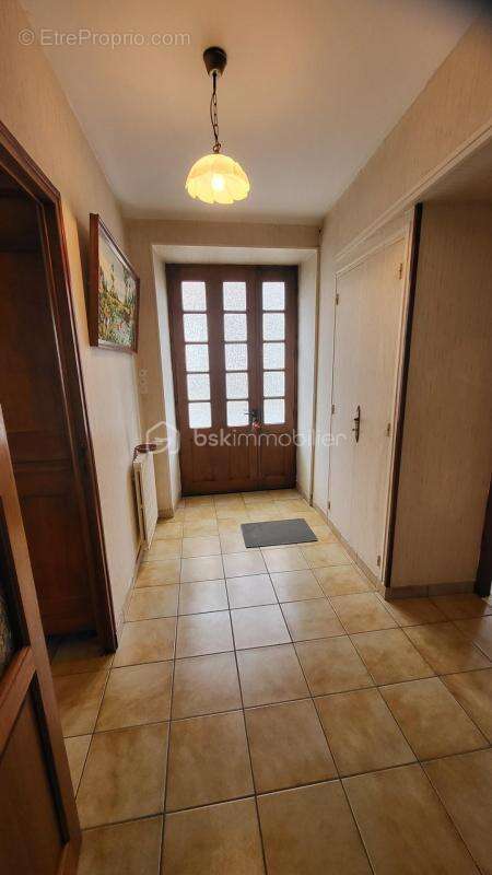 Maison à LANDELLES-ET-COUPIGNY