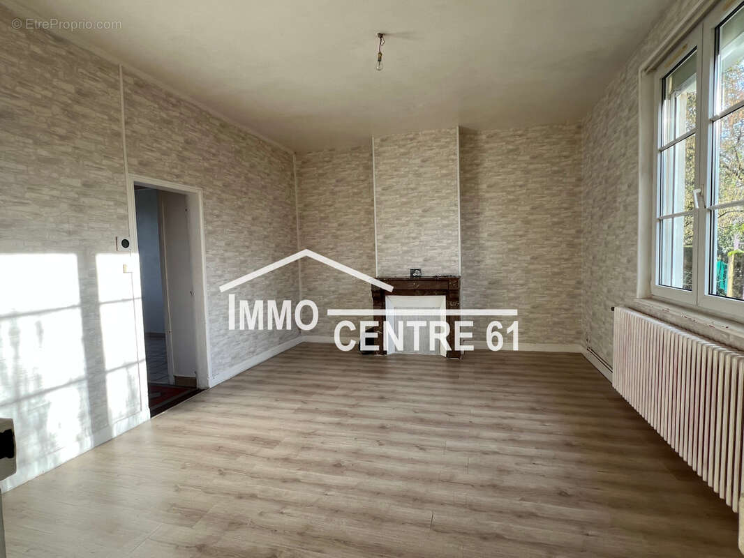 Maison à LA FERTE-MACE