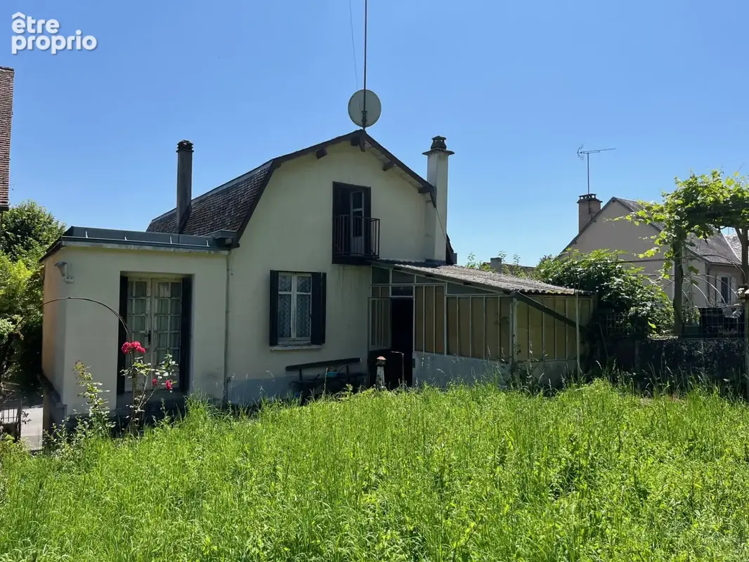 Coussac Bonneval Proche commerces, maison 5 pièces à rénover, garage et jardin. - photo 21
