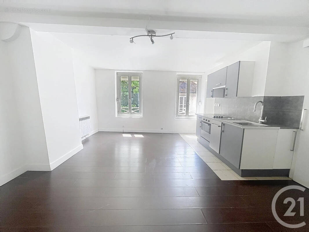 Appartement à MELUN