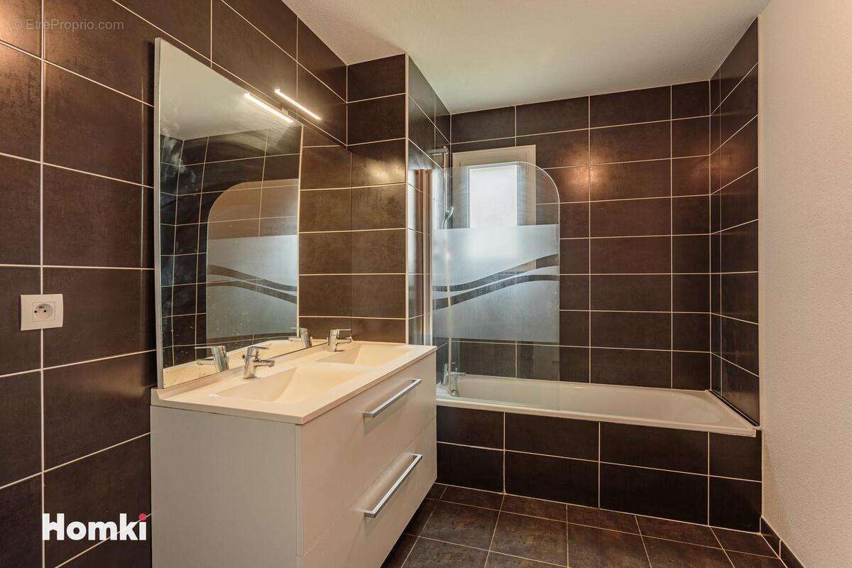 Appartement à LAHONCE