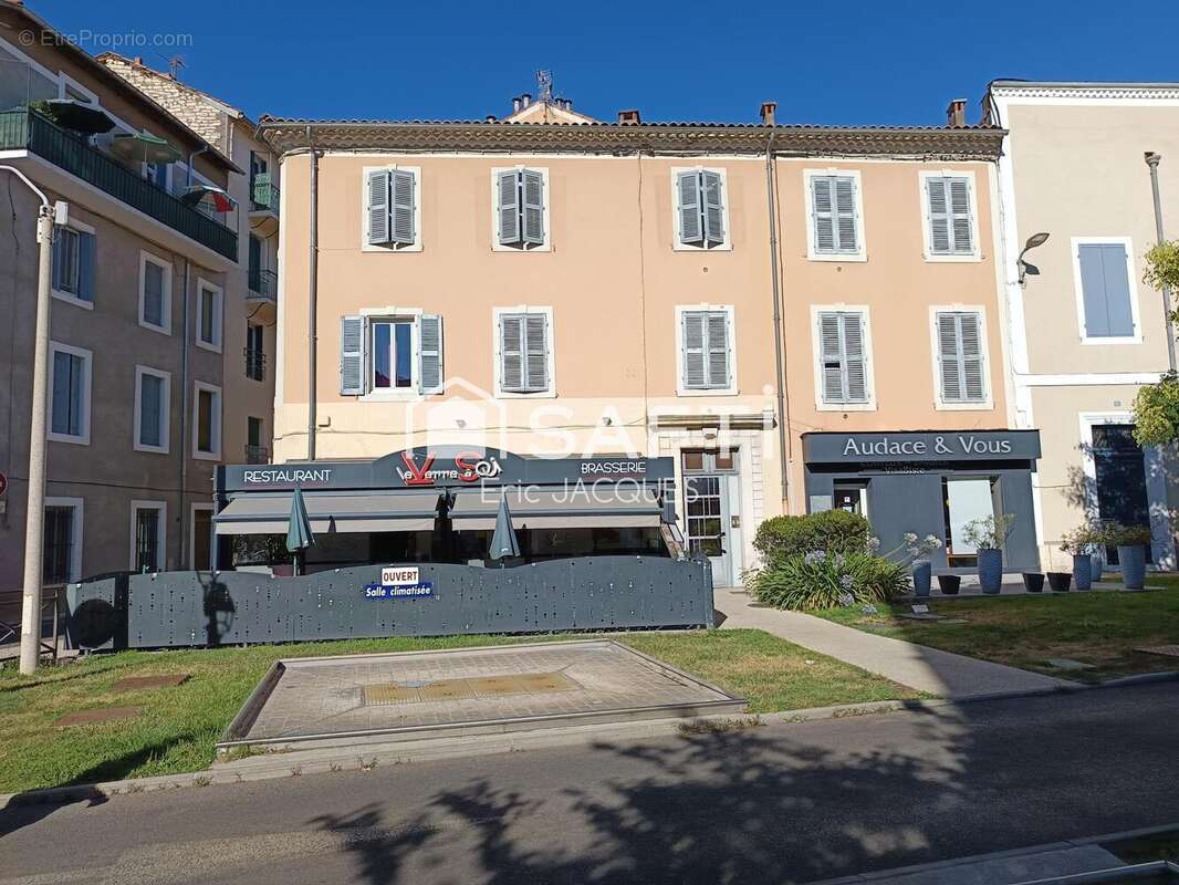 Photo 3 - Commerce à ALES