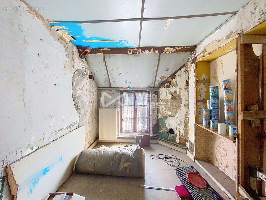 Maison à AULNOYE-AYMERIES