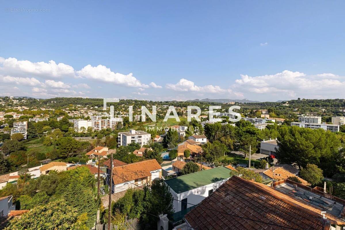 Appartement à MARSEILLE-11E