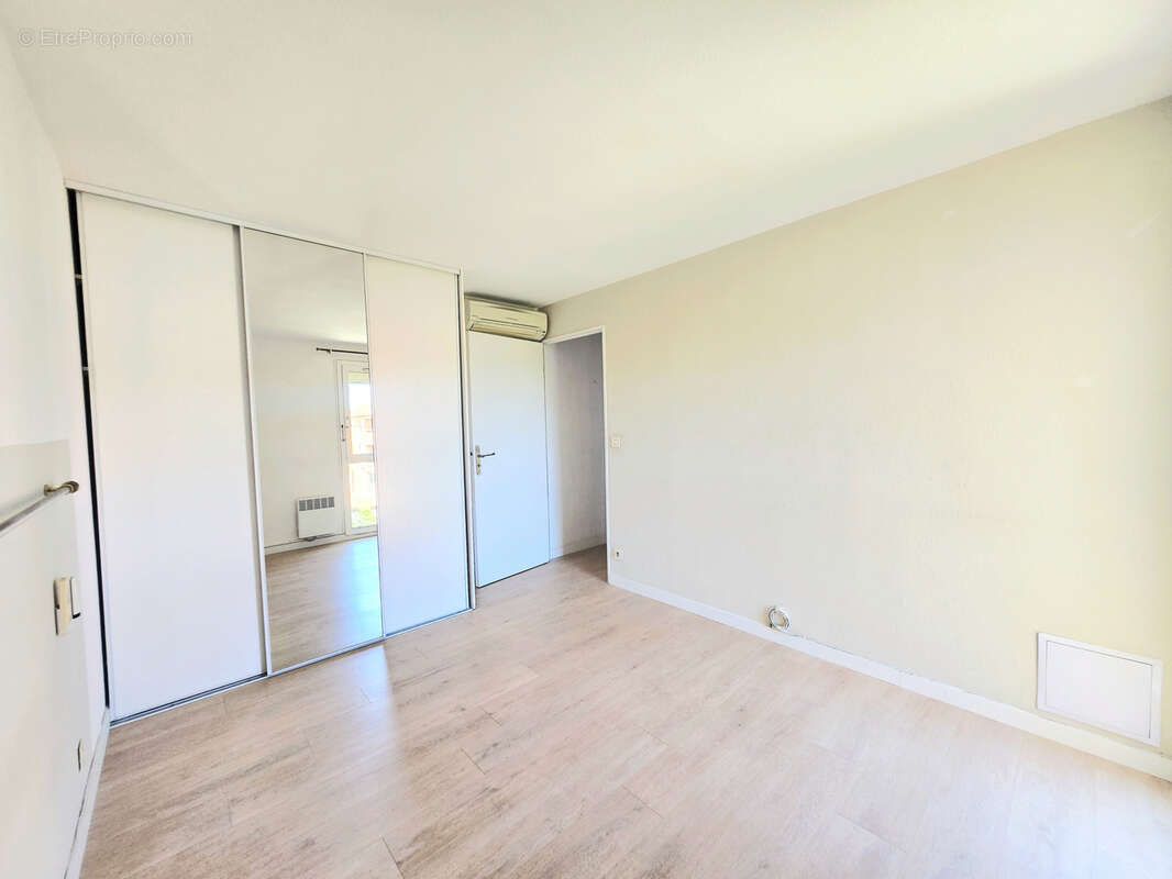 Sablettes - appartement dernier etage t3 vendu avec cave - photo 5