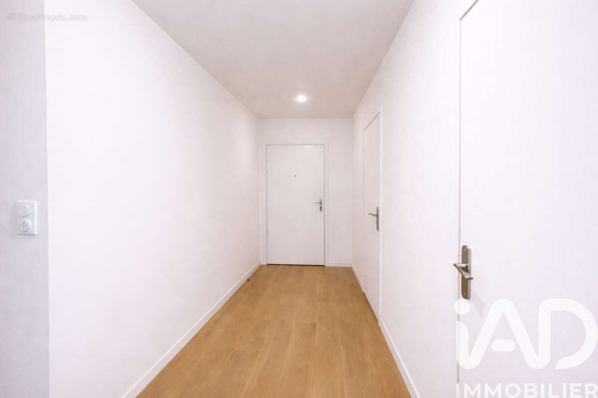 Photo 9 - Appartement à NOISY-LE-SEC