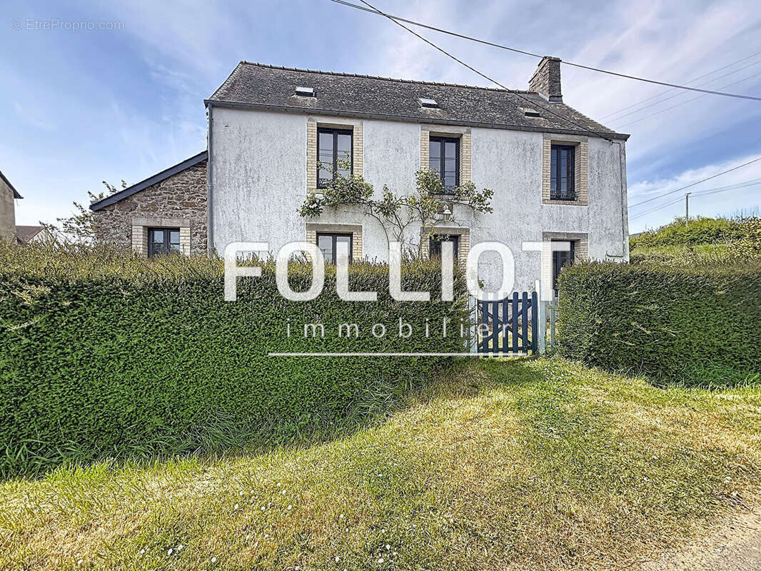 Maison à LE MESNIL