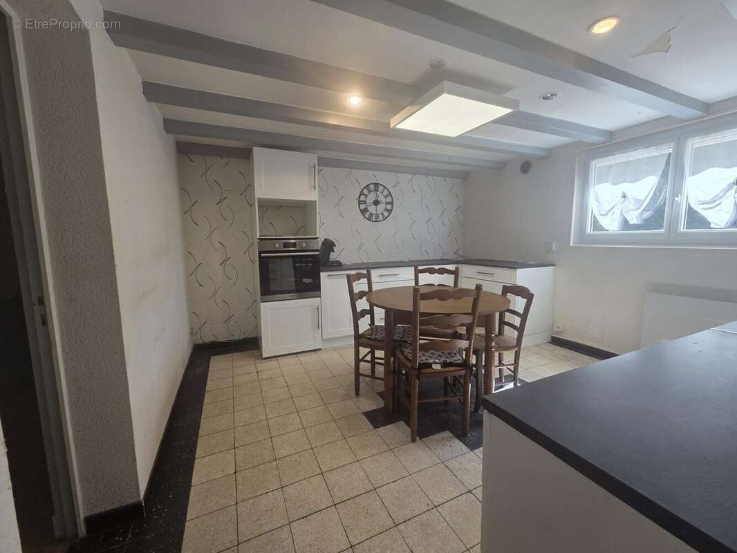 Maison 123 m² à Saint-Eloi  - photo 6