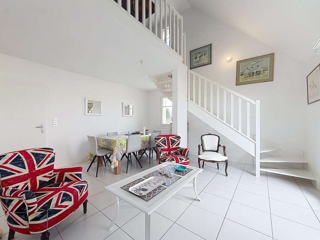 Appartement à DEAUVILLE