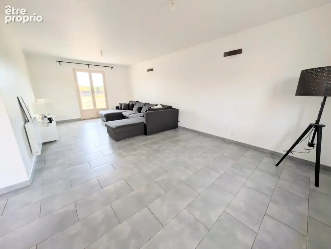 Achat Maison T6 149m2 avec garage et 4 chambres sur grand terrain - photo 7