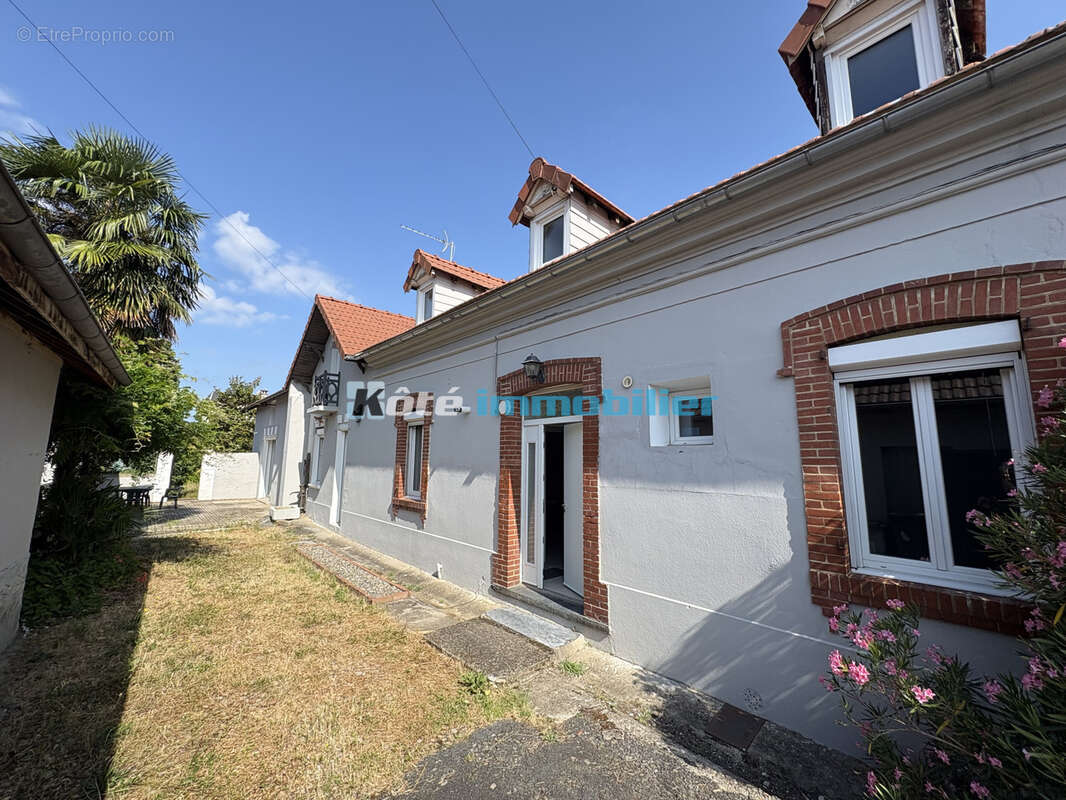 Maison à AUREILHAN