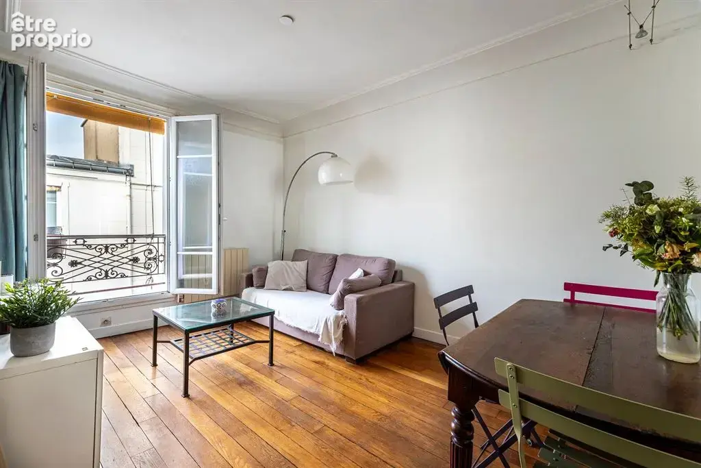 Appartement 2 pièces 30 m² à vendre à Paris-18e (75018) - photo 2