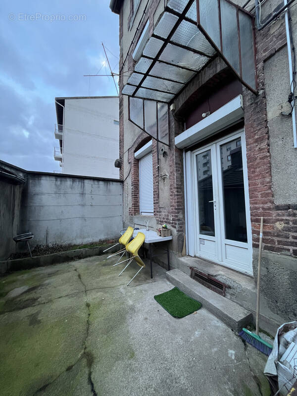 Appartement à SAINT-ETIENNE