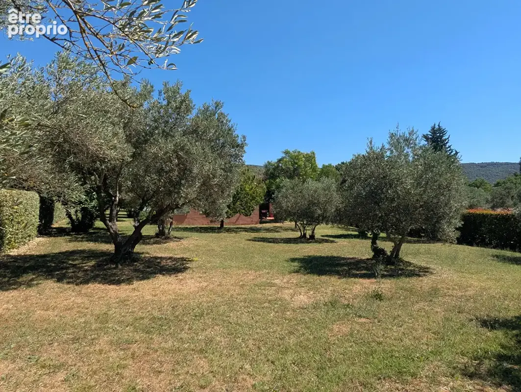VILLECROZE jolie maison de plain-pied 127 m², 5 pièces, garage au calme - photo 6