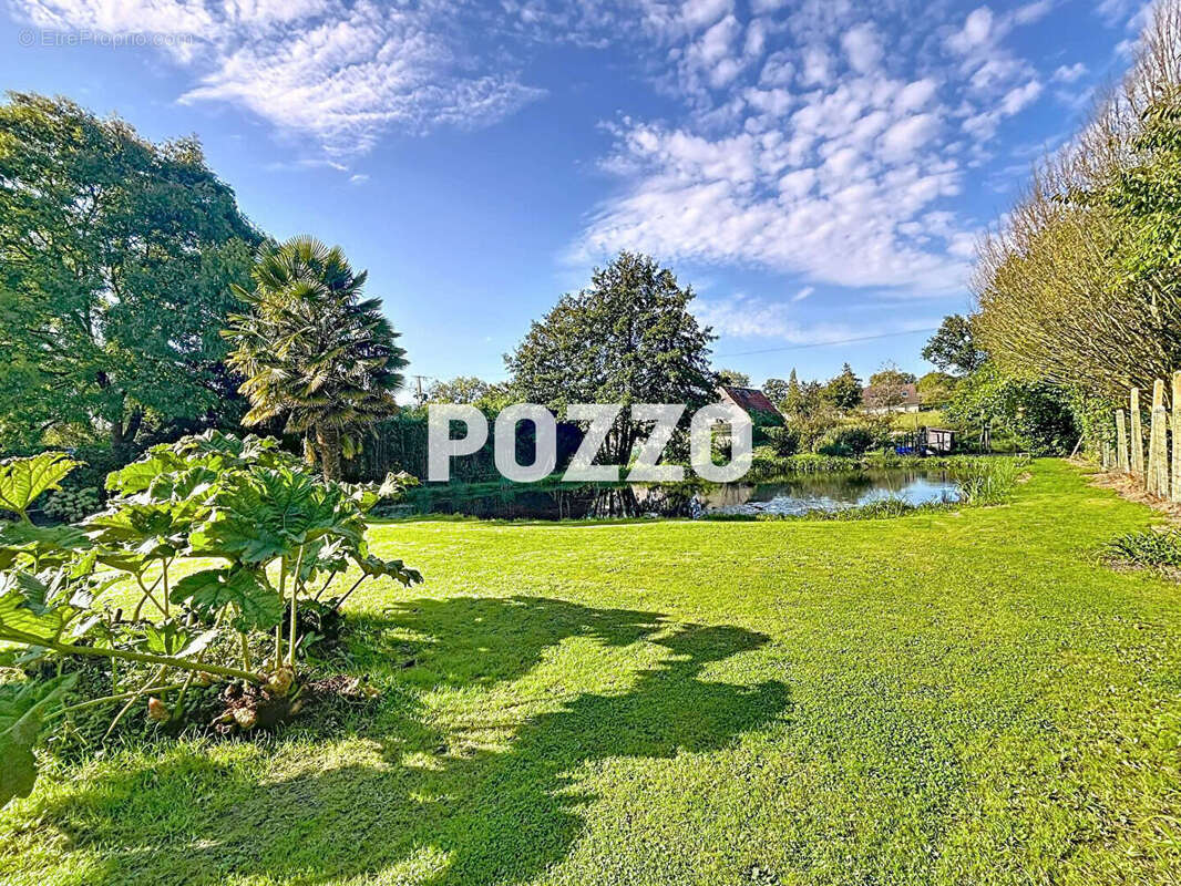 Maison à SAINT-SAUVEUR-LA-POMMERAYE