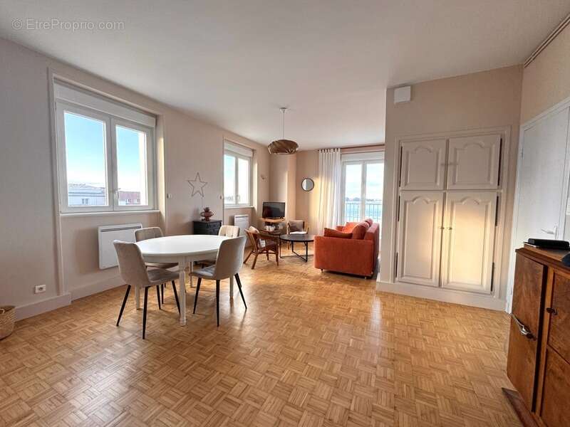 Appartement à LOCTUDY