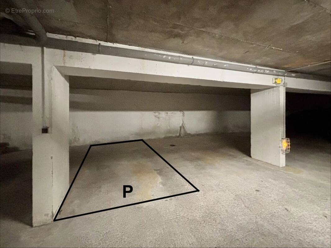 Parking à CHATILLON