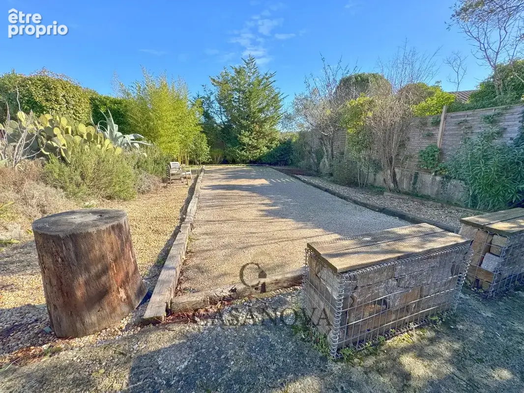 Maison familiale de plain-pied avec piscine et dépendance à Prades-le-Lez - photo 17
