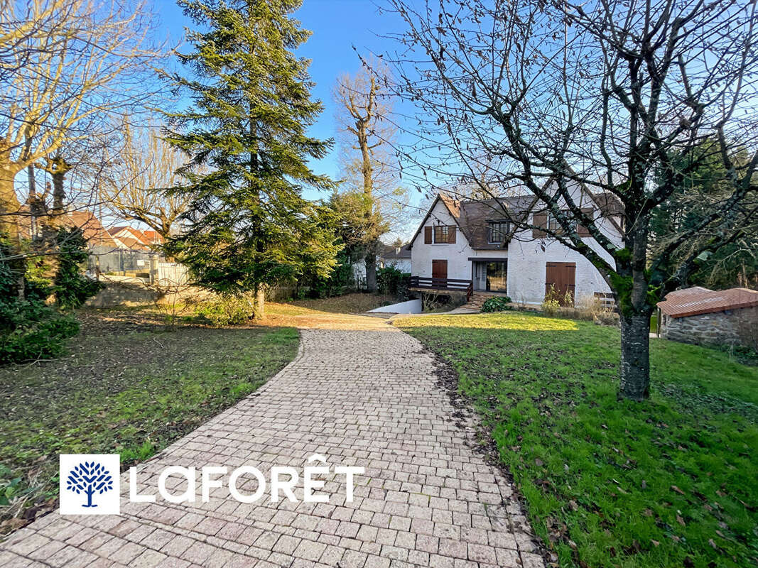 Maison à VILLIERS-SUR-ORGE