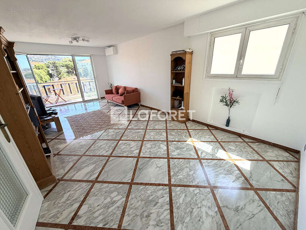 Cannes bas Petit Juas : Appartement 4 pièces 85 m² avec Terrasse, Parking et Cave - photo 2