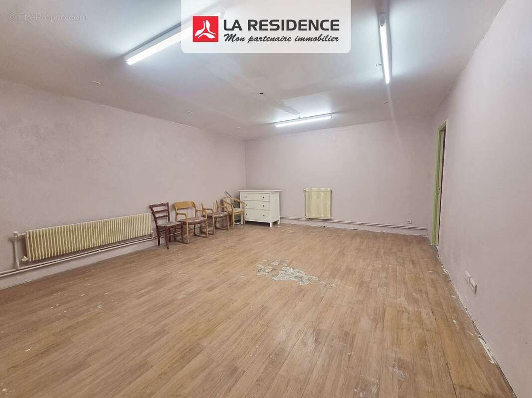 Commerce à ASNIERES-SUR-SEINE