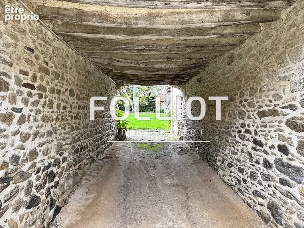 Propriété d'Exception - Longère en Pierre & Dépendances Rénovées - MONTCUIT - photo 17