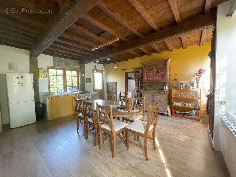 Maison à EMBRY