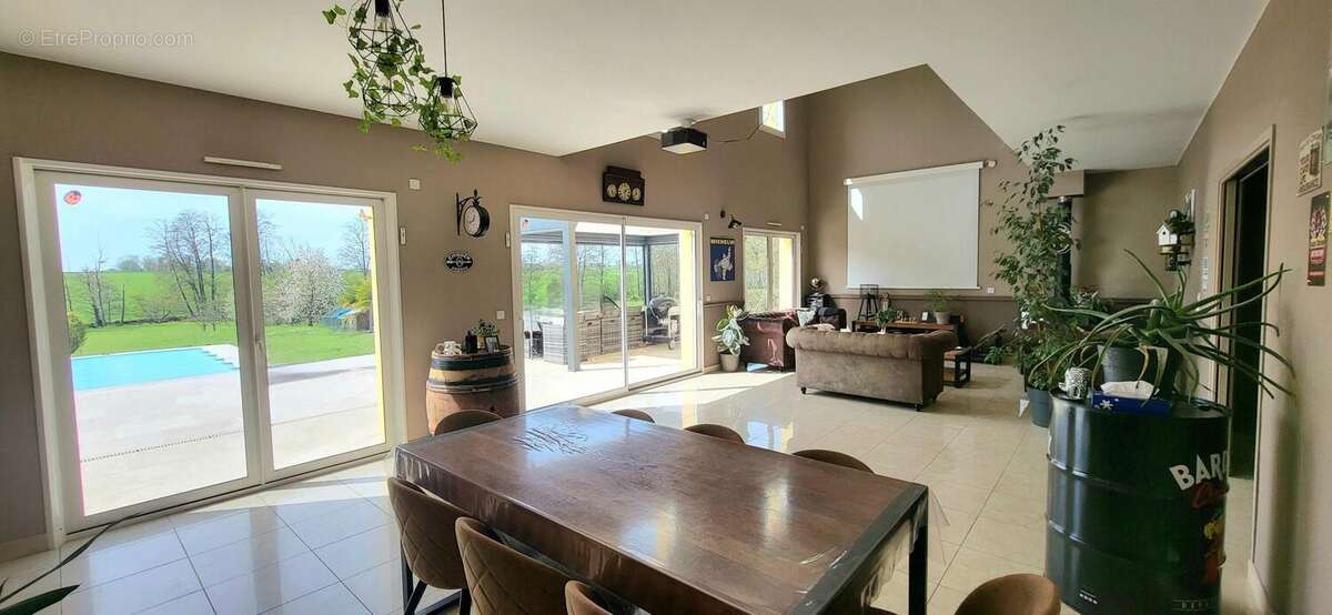 Photo 4 - Maison à LA LOUPE