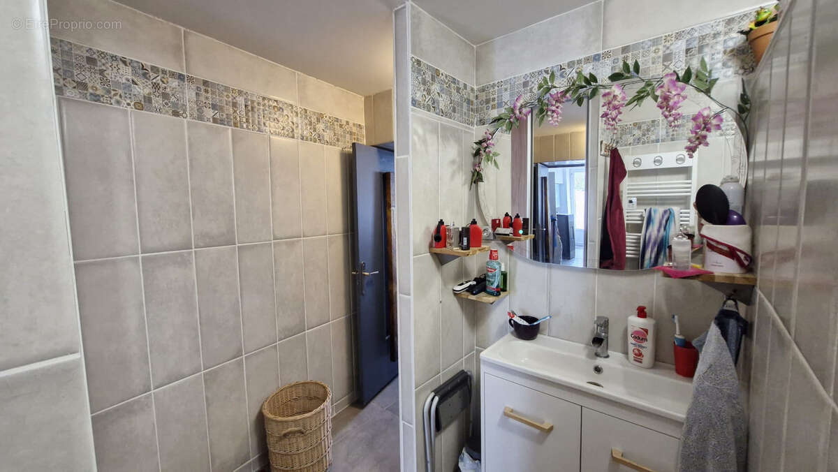 Maison à MORTAGNE-SUR-GIRONDE